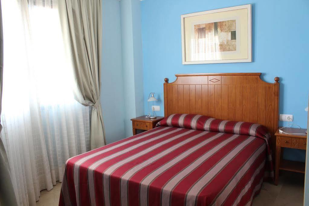 Victoria Beach Apartments 칼페 외부 사진