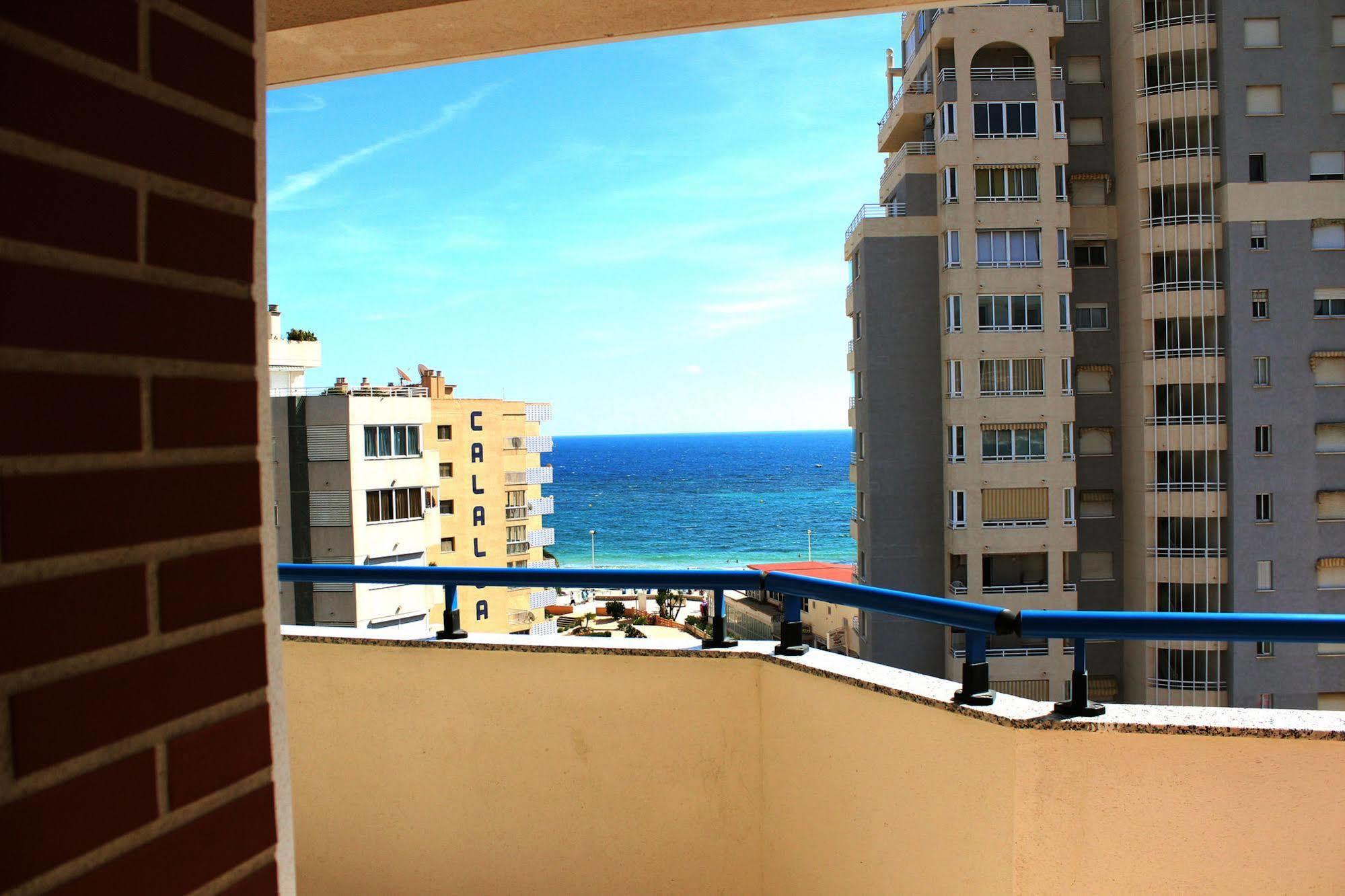 Victoria Beach Apartments 칼페 외부 사진
